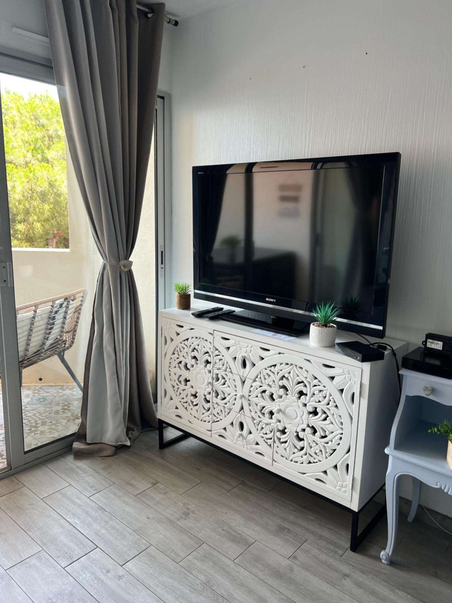 Joli 2 Pieces Aux Pieds Des Plages Cannes Bagian luar foto